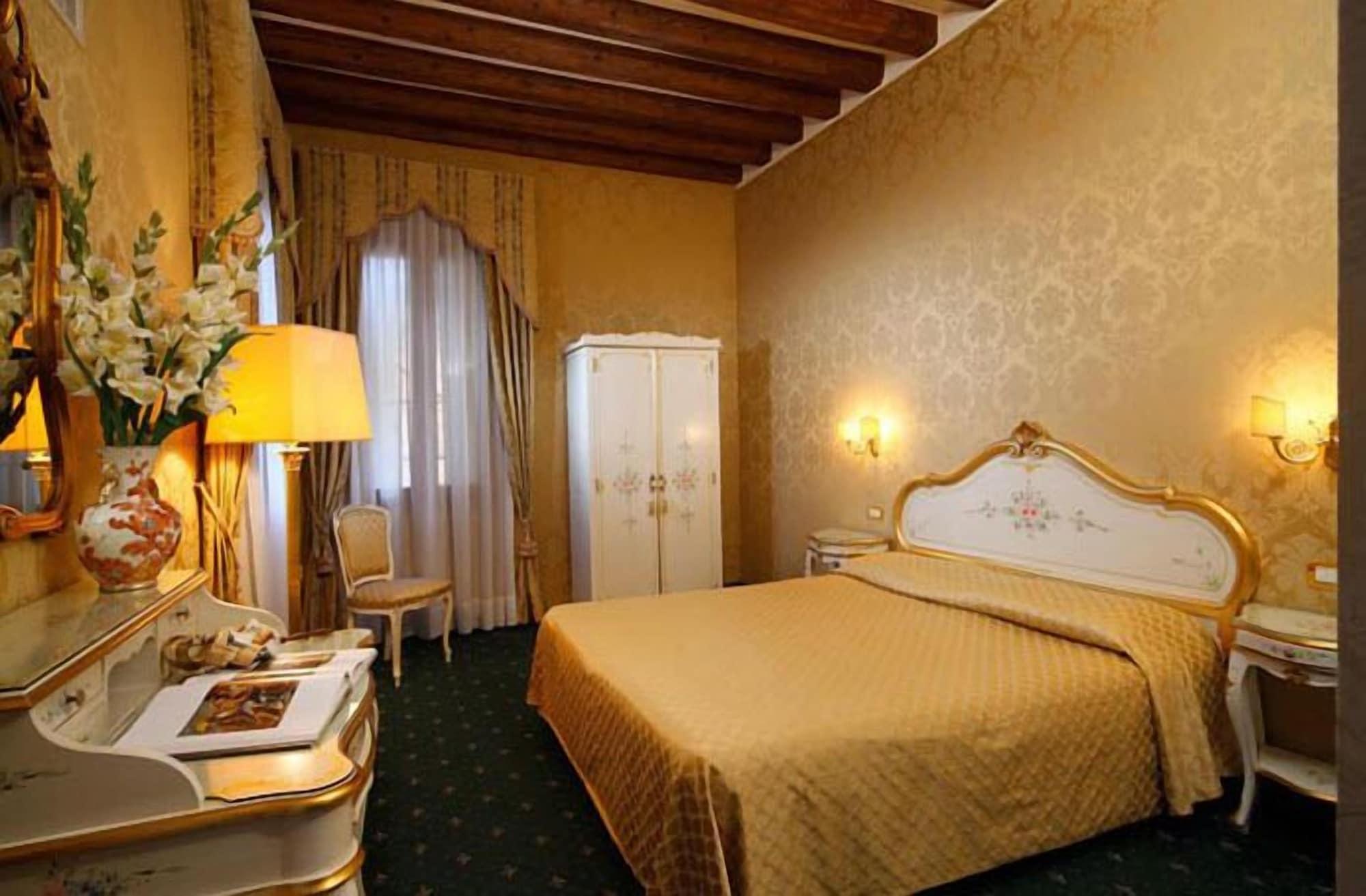Hotel Castello Venice Ngoại thất bức ảnh